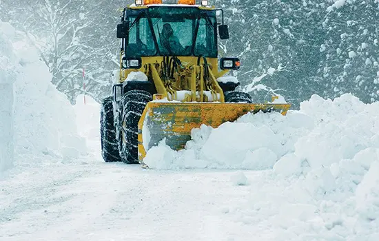 Уборка и вывоз снега
